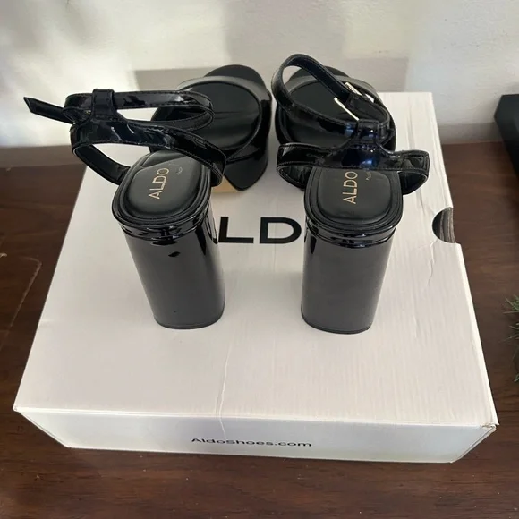 Aldo Glossy Black Heeled Sandals - Picture 3 of 10